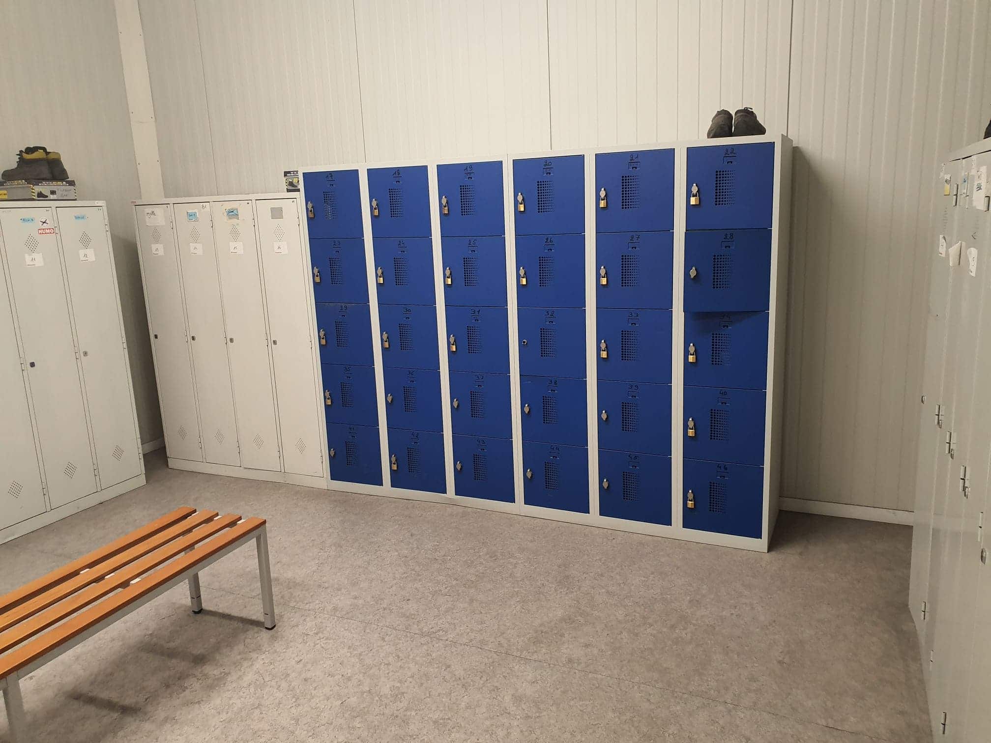 kleedruimte schoonmaken