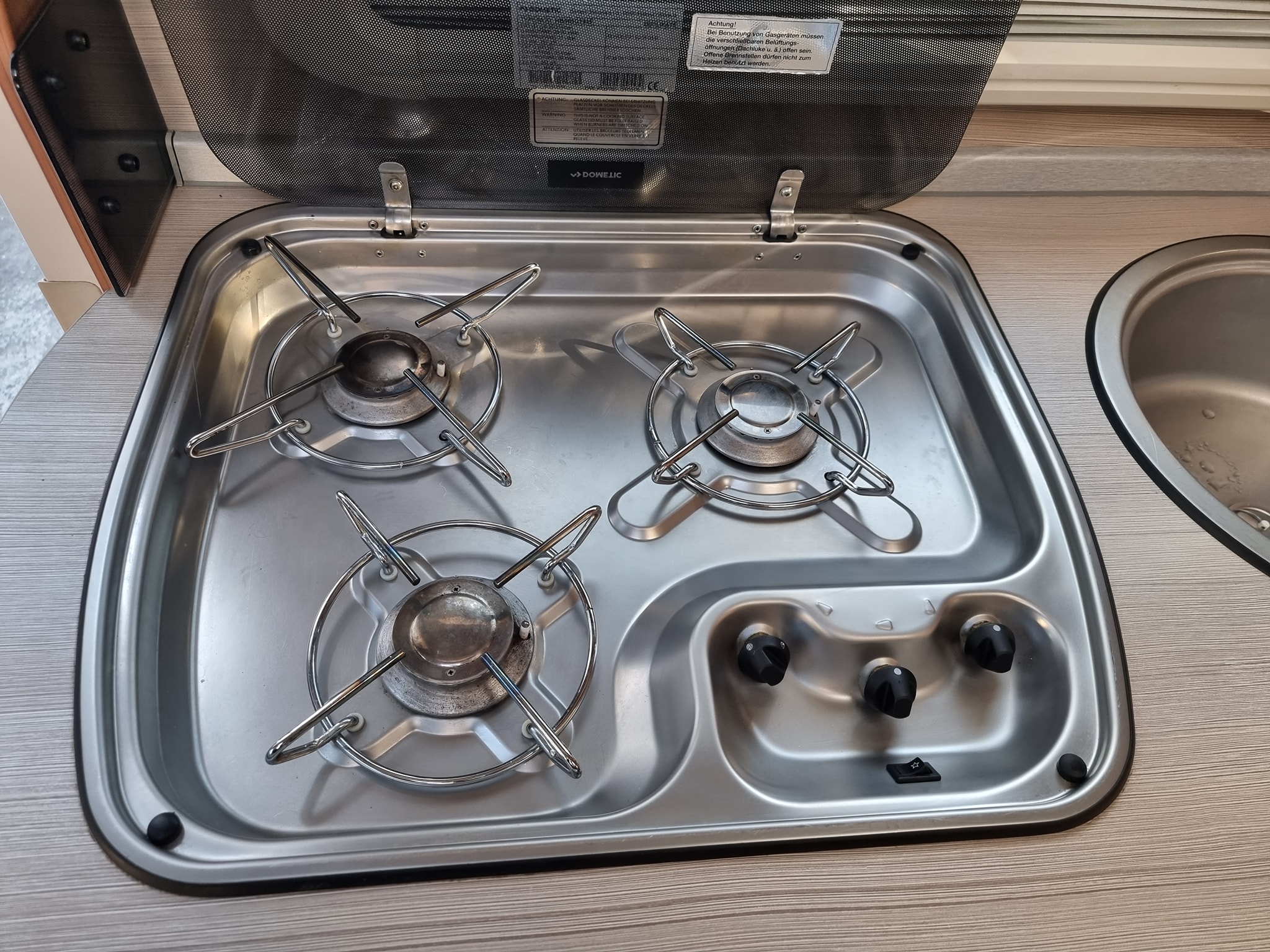 mobilhome interieur voor behandeling