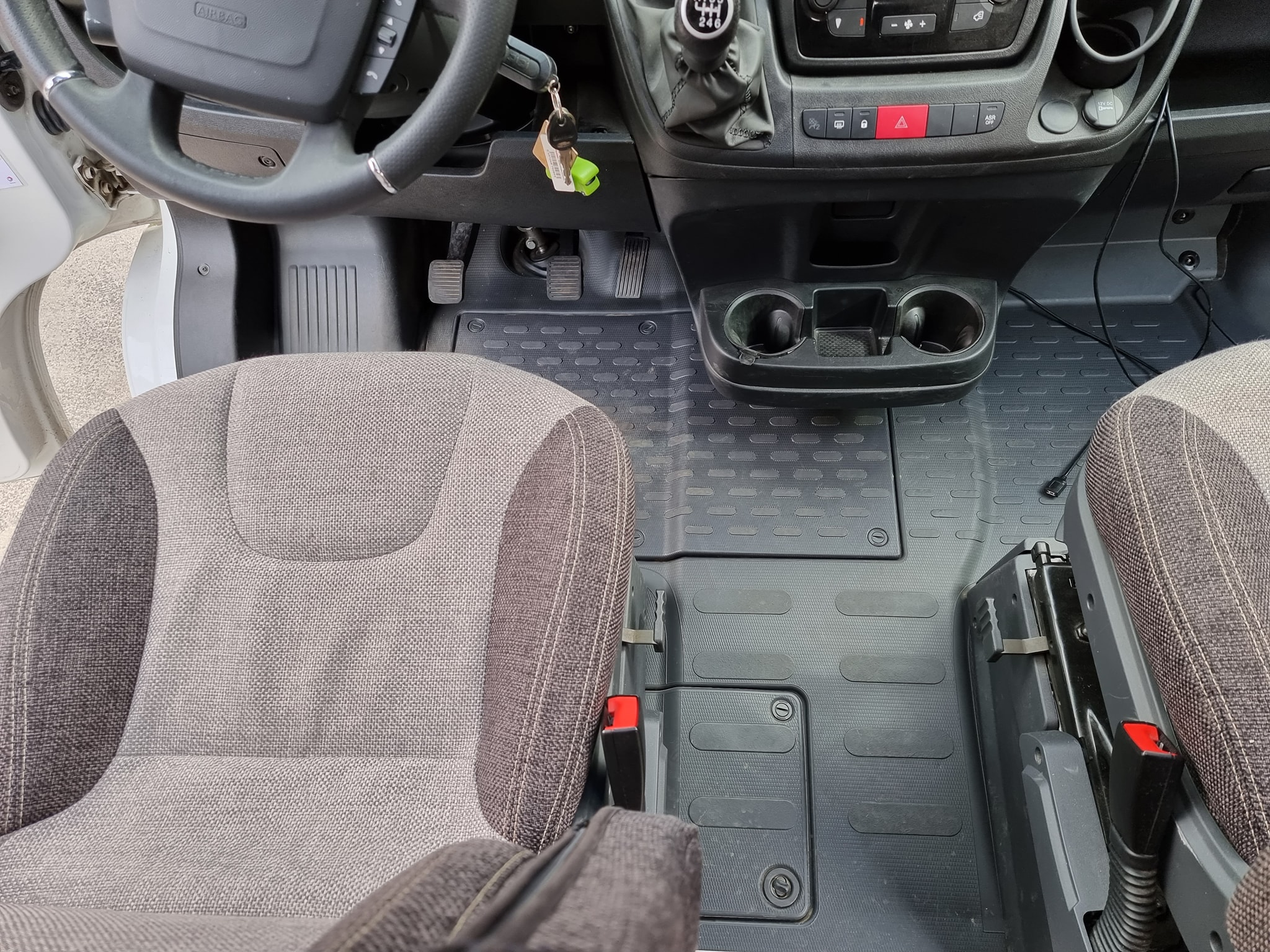 camper KLAUS exterieur voor AquaBlue