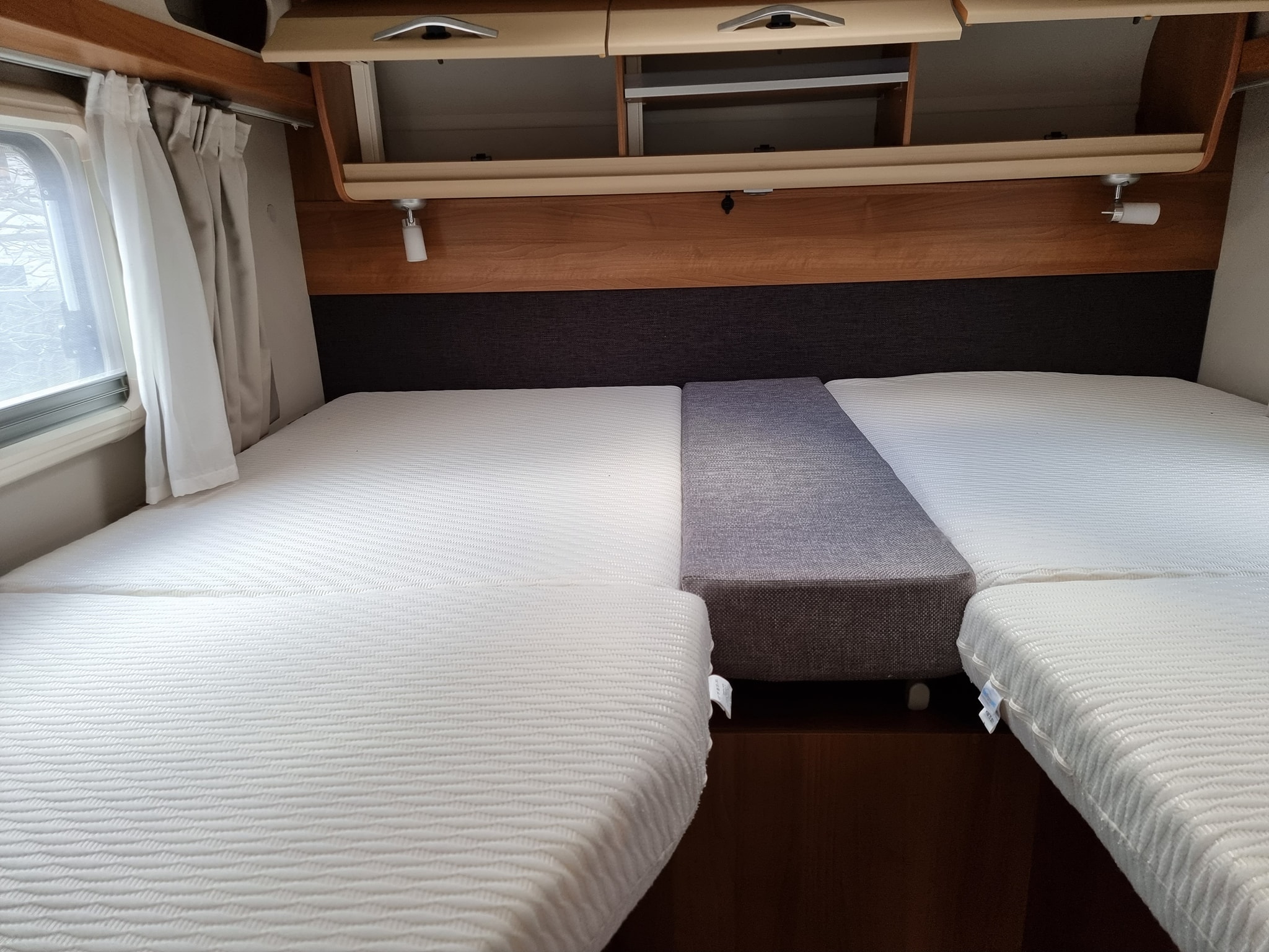 camper voor AquaBlue reiniging